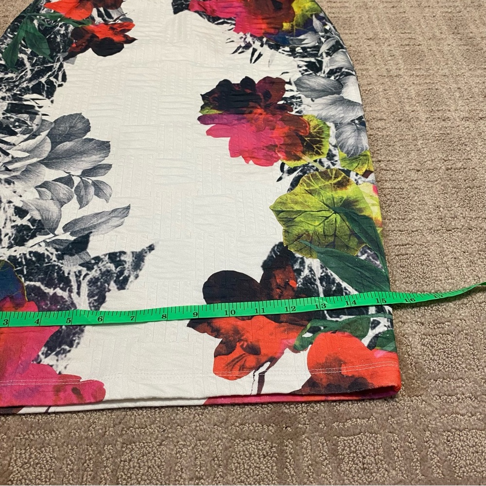 {ASOS} Floral Weave Textured Pencil Style Skirt ~ Size 6 - Picture 4 of 16